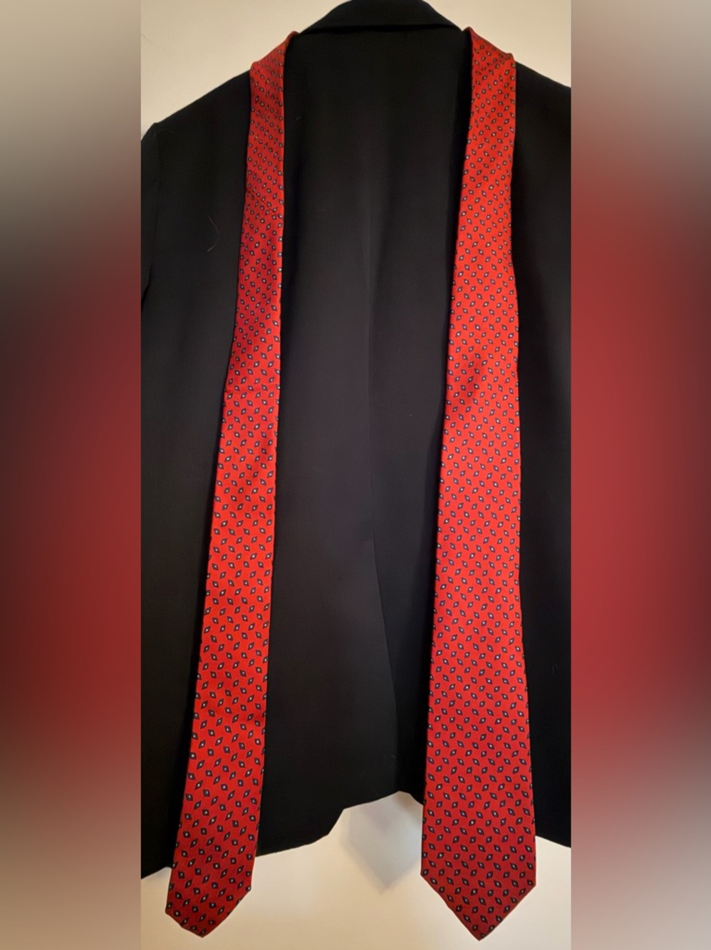 MENS LAUREN TIE
2.5” wide
100% SILK